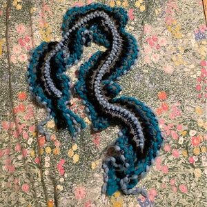 LAST CHANCE Anthropologie teal chunky stretchy scarf